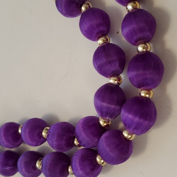 Vintage Silk Thread Bead Necklace - Picture 2 of 2